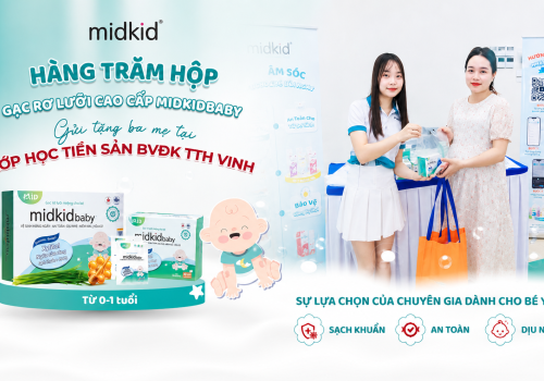 HÀNG TRĂM HỘP GẠC RƠ LƯỠI CAO CẤP MIDKIDBABY GỬI TẶNG BA MẸ TẠI LỚP HỌC TIỀN SẢN BỆNH VIỆN ĐA KHOA TTH VINH