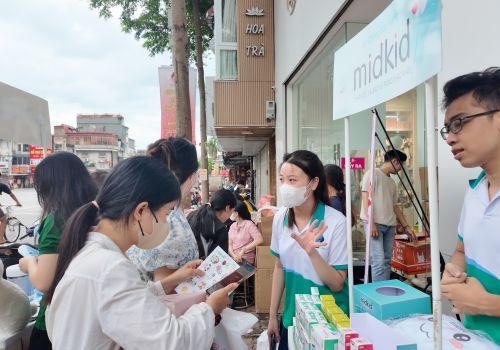Hà Nội: Midkid cháy hết mình tại sự kiện Back To School cùng Suri Store